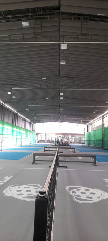 Thi công lắp đặt mái che Huy Hoàng